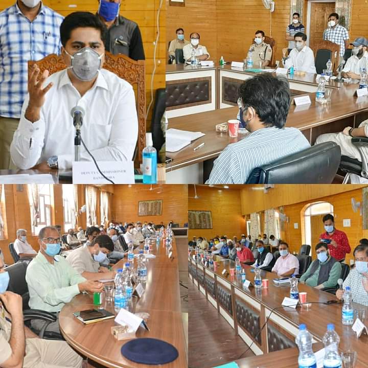 DC Bandipora chairs meeting to finalize Muharram arrangements