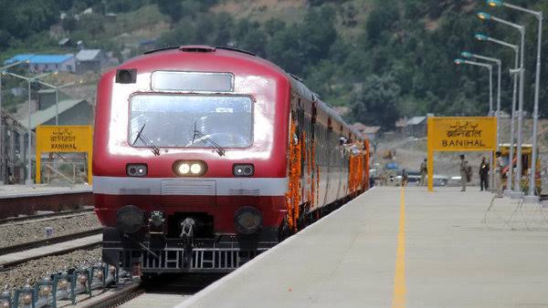Indian railways to run Vistadome coaches in Banihal- Baramulla sections