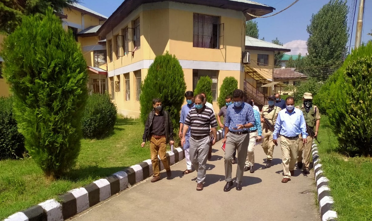 Arrangements finalized for NEET Examination at Srinagar; DC Srinagar visits centers