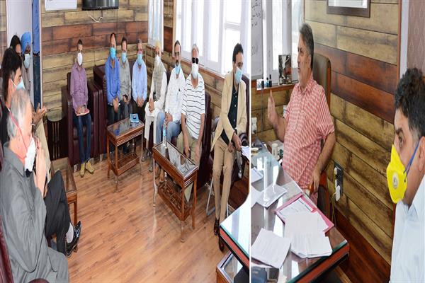 Dr Samoon visits govt schools, ITIs on re-opening after the outbreak of COVID-19