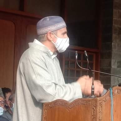 Lanath ho ham pay agar in halaath mein ham iktidaar ki kursi kay peechey bhagien : Omer Abdullah