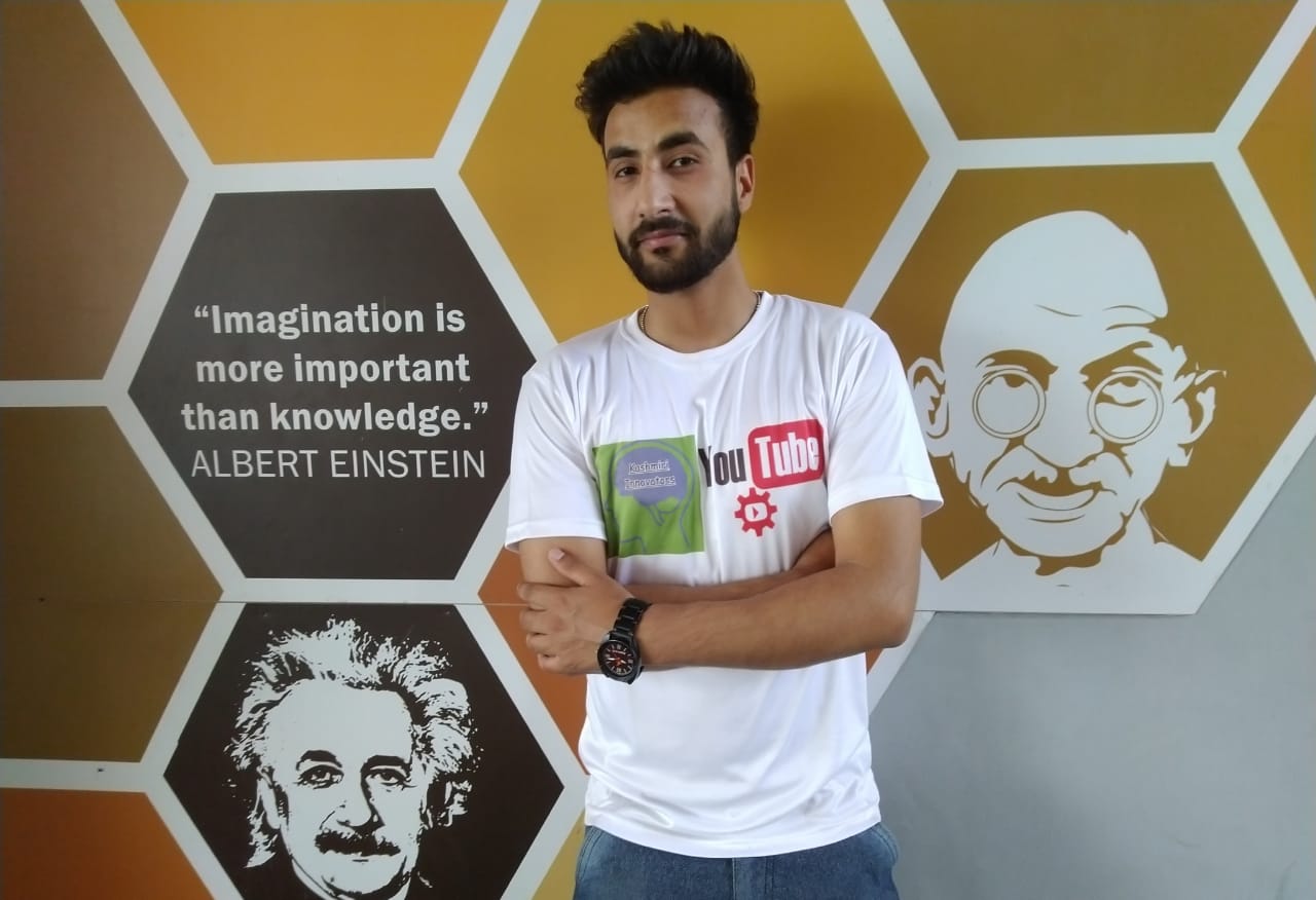 Meet 22-yr-old Anantnag youth, who innovates Automatic Robert, rice cleaner, winnowing machine