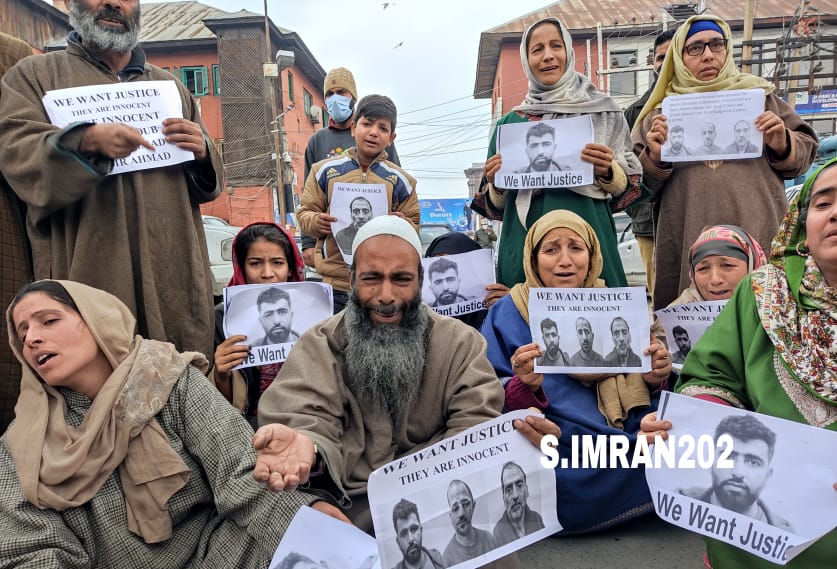 Families of 3 Kashmiri men arrested by Delhi police, appeals their early release