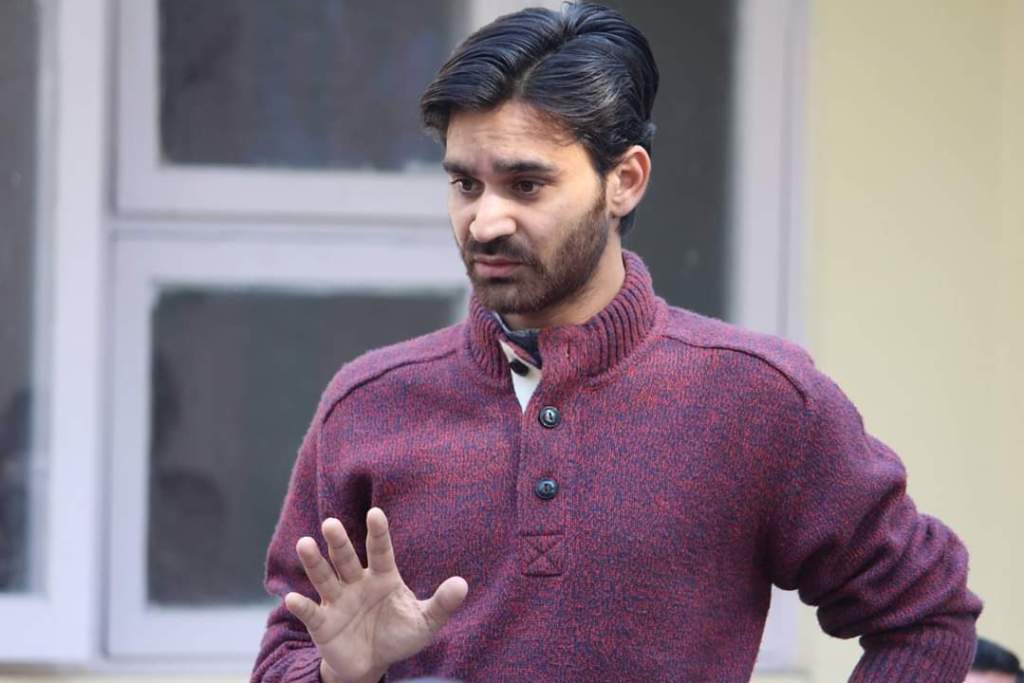 High Court grants bail to Waheed Parra