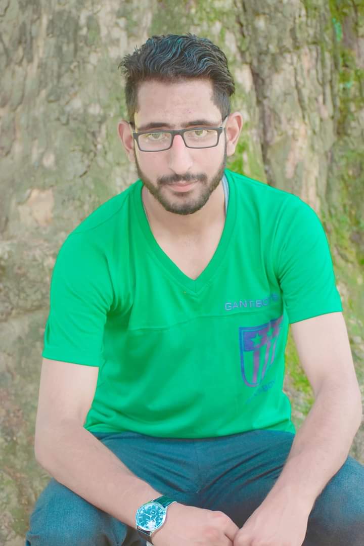 Brought up in Yateem trust, Tral youth writes over 200 poems to promote Sufi literature, Kashmiri language