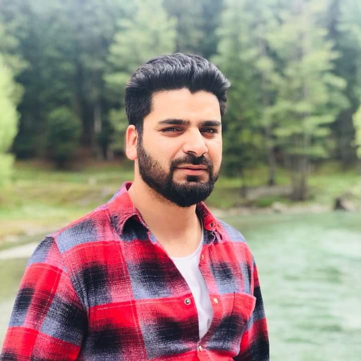 Meet Inam Ul Haq, A Young Educationalist & Social Entrepreneur from Bandipora