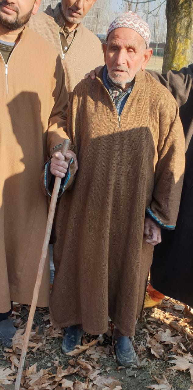 112 year old man casts vote for better roads electricity in Naidkhai Bandipora