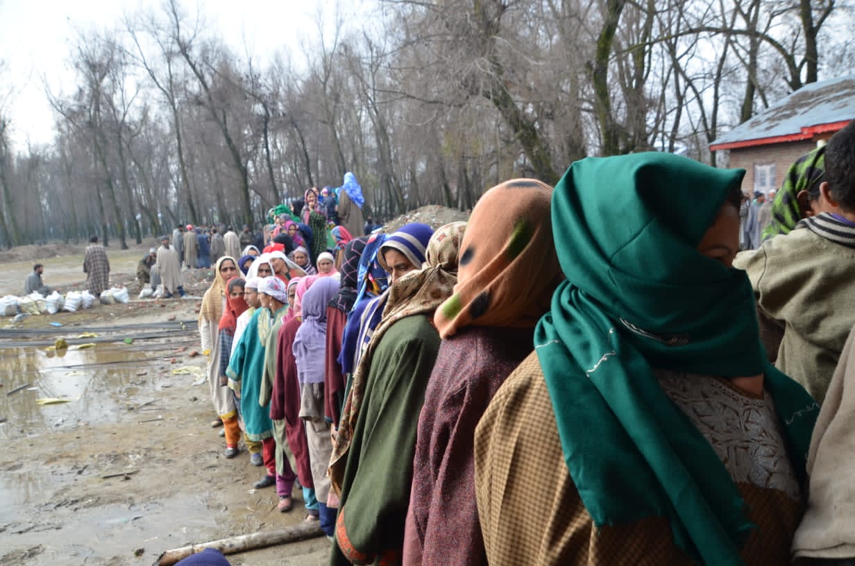 DDC Election: In Bandipora people vote for good roads, better health care facility