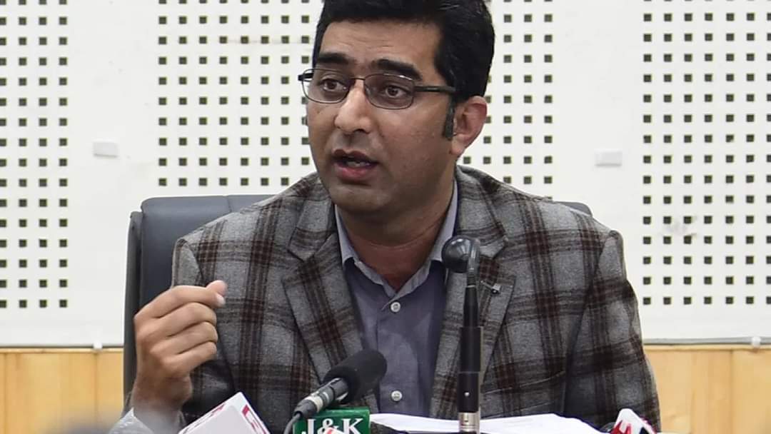 New coronavirus variant: Srinagar administration puts preventive measures in place Separate quarantine facilities established; mandatory RT-PCR testing for travellers from Europe having arrived since 9 December: DM Srinagar