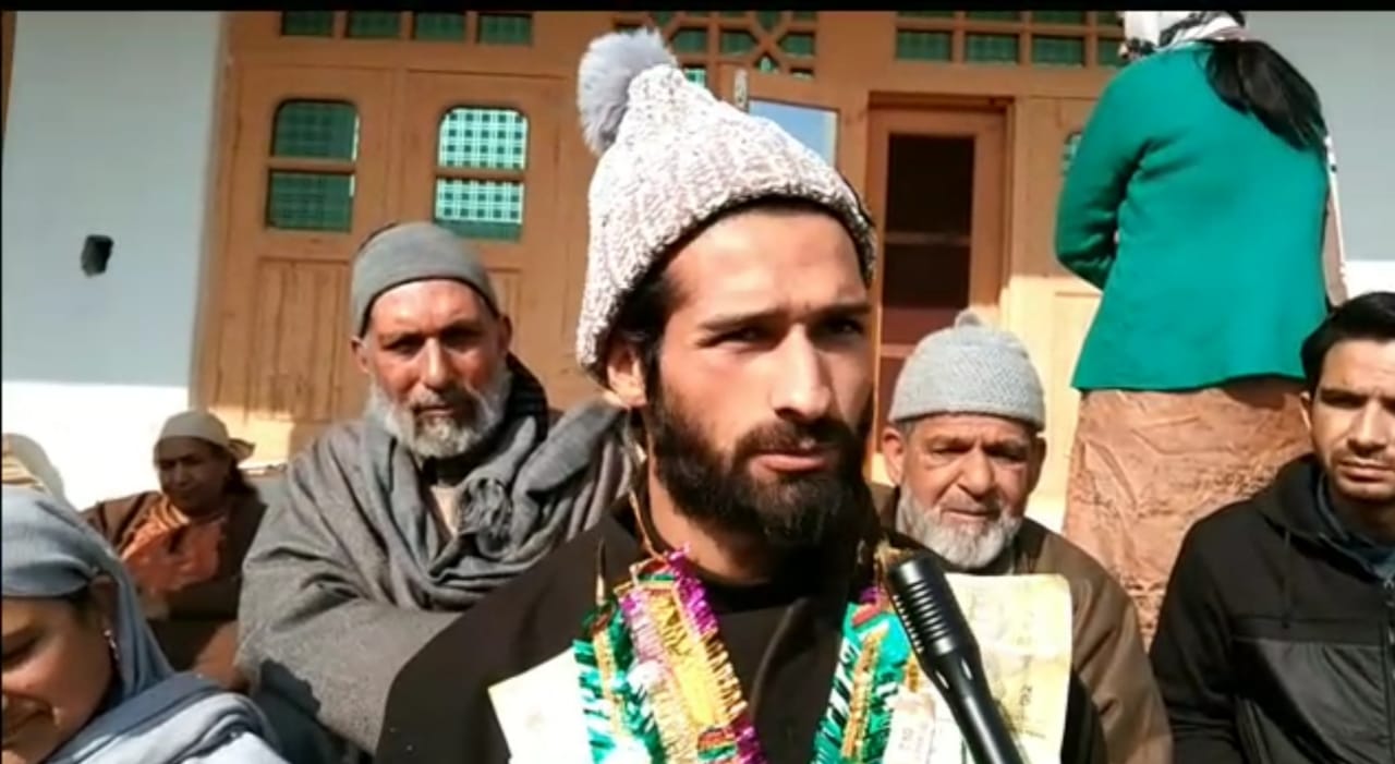 Poor Orphan Boy from Anantnag Tops Panchayat Accounts Assistant Exams