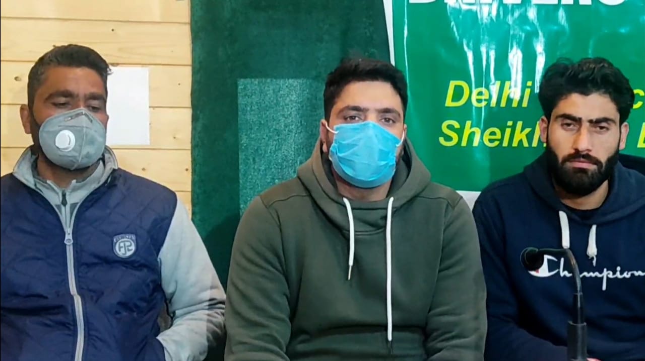 Ready to work without salary till situation of school improves: Drivers Union DPS Budgam.