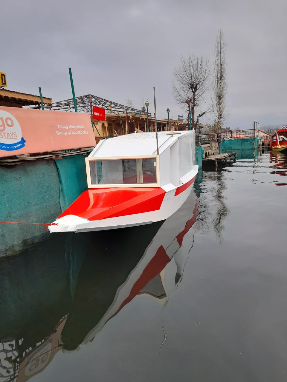 In a first, famous Dal Lake all set to get ‘ambulance boat’ for dwellers