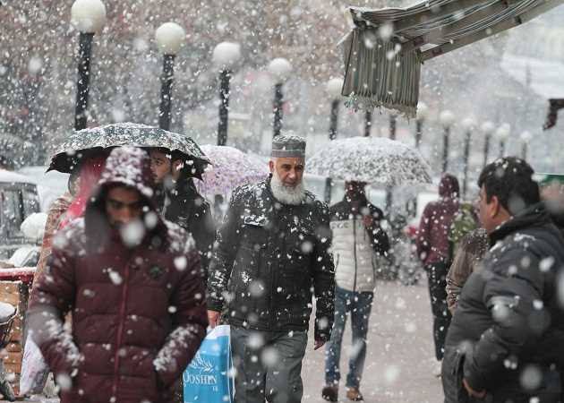 MeT Predicts Fresh Weather Advisory for J-K, Ladakh — Check Details