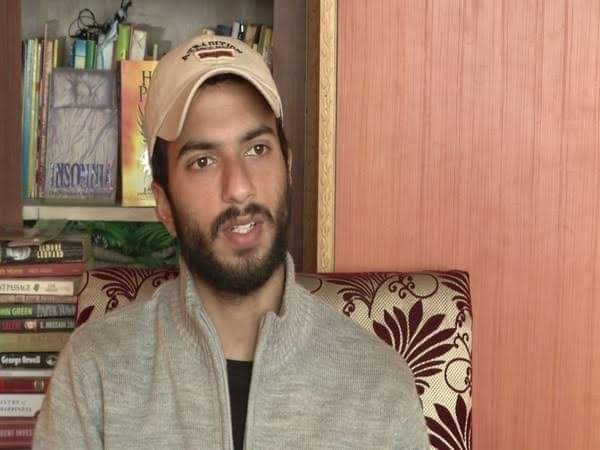 Pampore boy’s book on student’s experience of living away from family wins Global Readers’ Choice Award