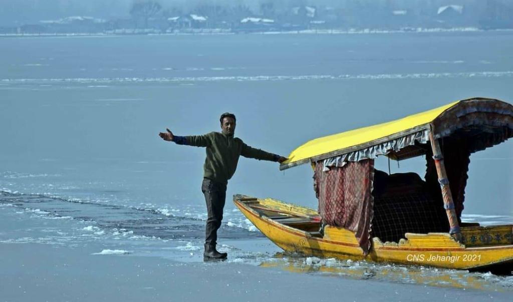 Walking On Frozen Dal Could Be Dangerous, People Warned