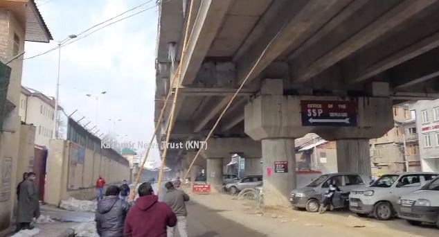 Icicles removed from Ram Bagh-Jahangir Chowk Flyover