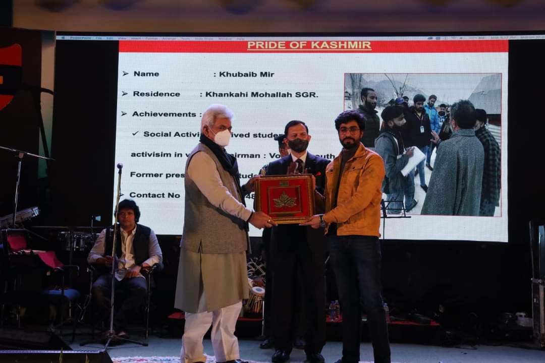 Chairman Voice of Youth Khubaib Mir facilitated by Lt Governor Shri Manoj Sinha.