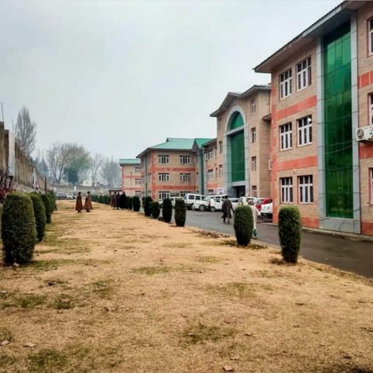 Special Registration Drive: District Employment, Counseling Center registers 1250 Unemployed youth in Bandipora