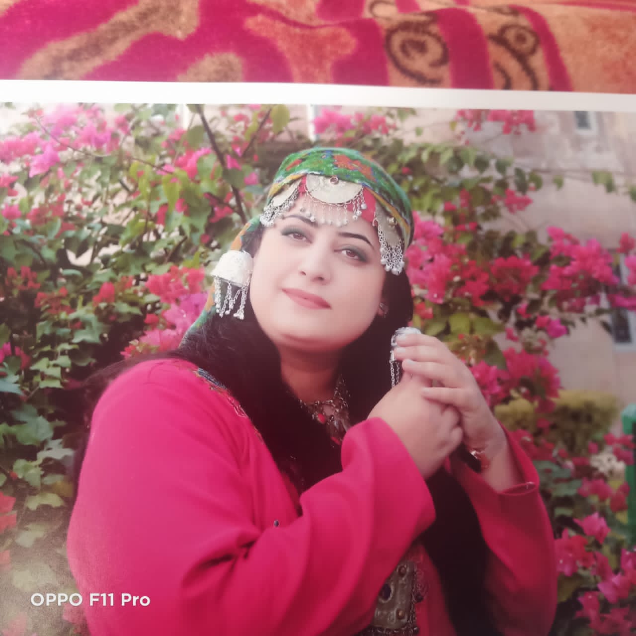 Meet budding female singer from Kashmir.