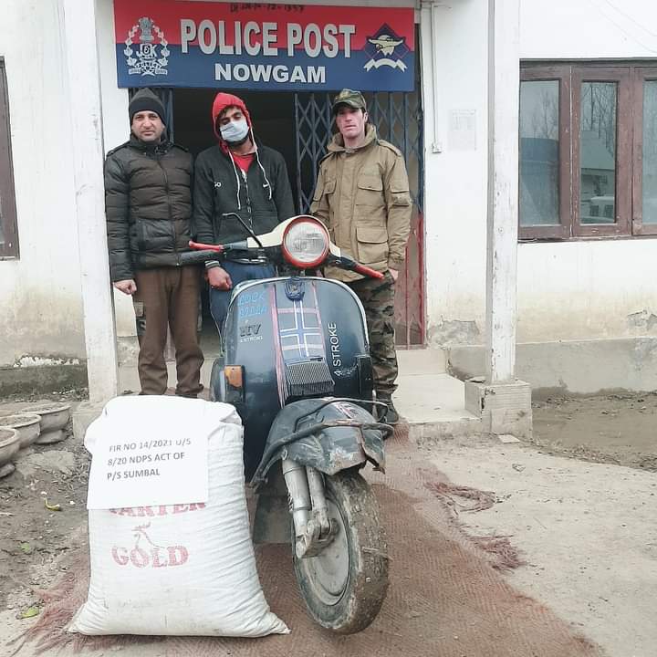 Police arrest drug peddler along with 15 KG Charas Powder
