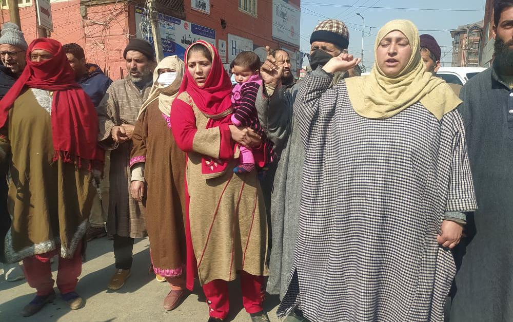 Anantnag Family Protests, Claim Their Kin Innocent, Not TRF Militant