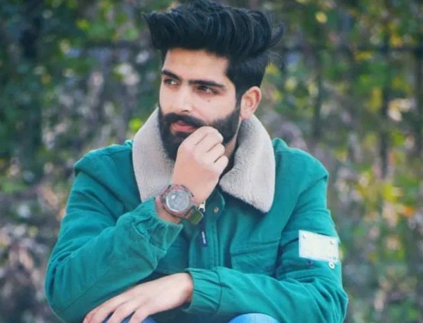 Meet Umer Hamid, a talented sketch artist from Pulwama