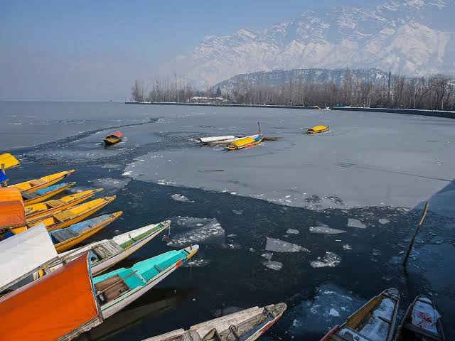 Mercury Falls In Most Places Of Kashmir, Minus 3.6°C In Srinagar