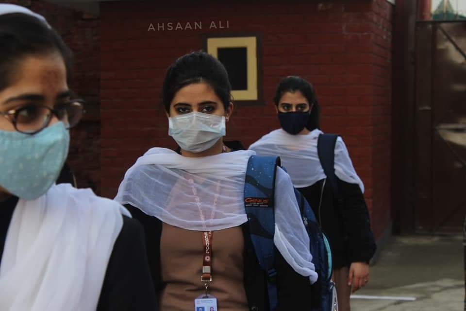 Schools reopen for classes 8th to 12 for students in Kashmir