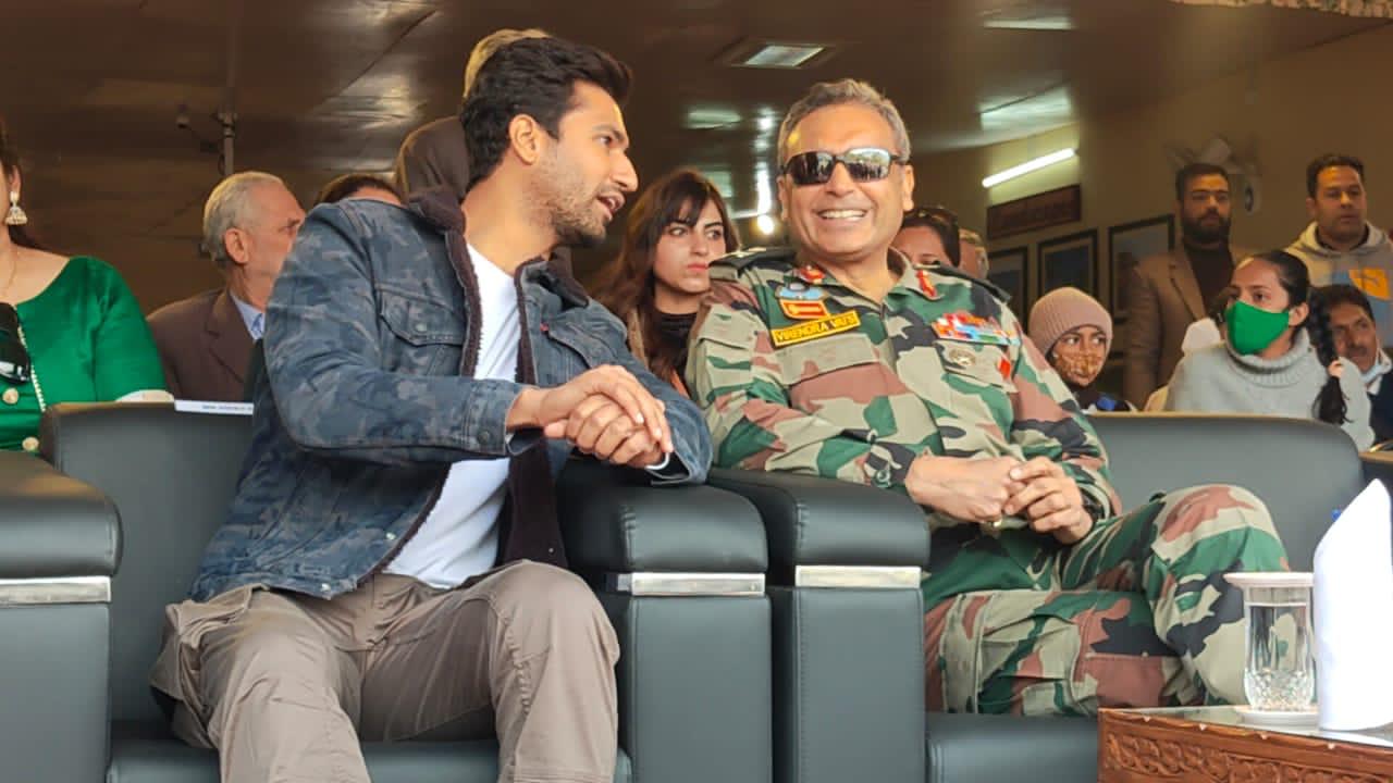 No words can describe beauty of Kashmir: Bollywood celebs in Uri
