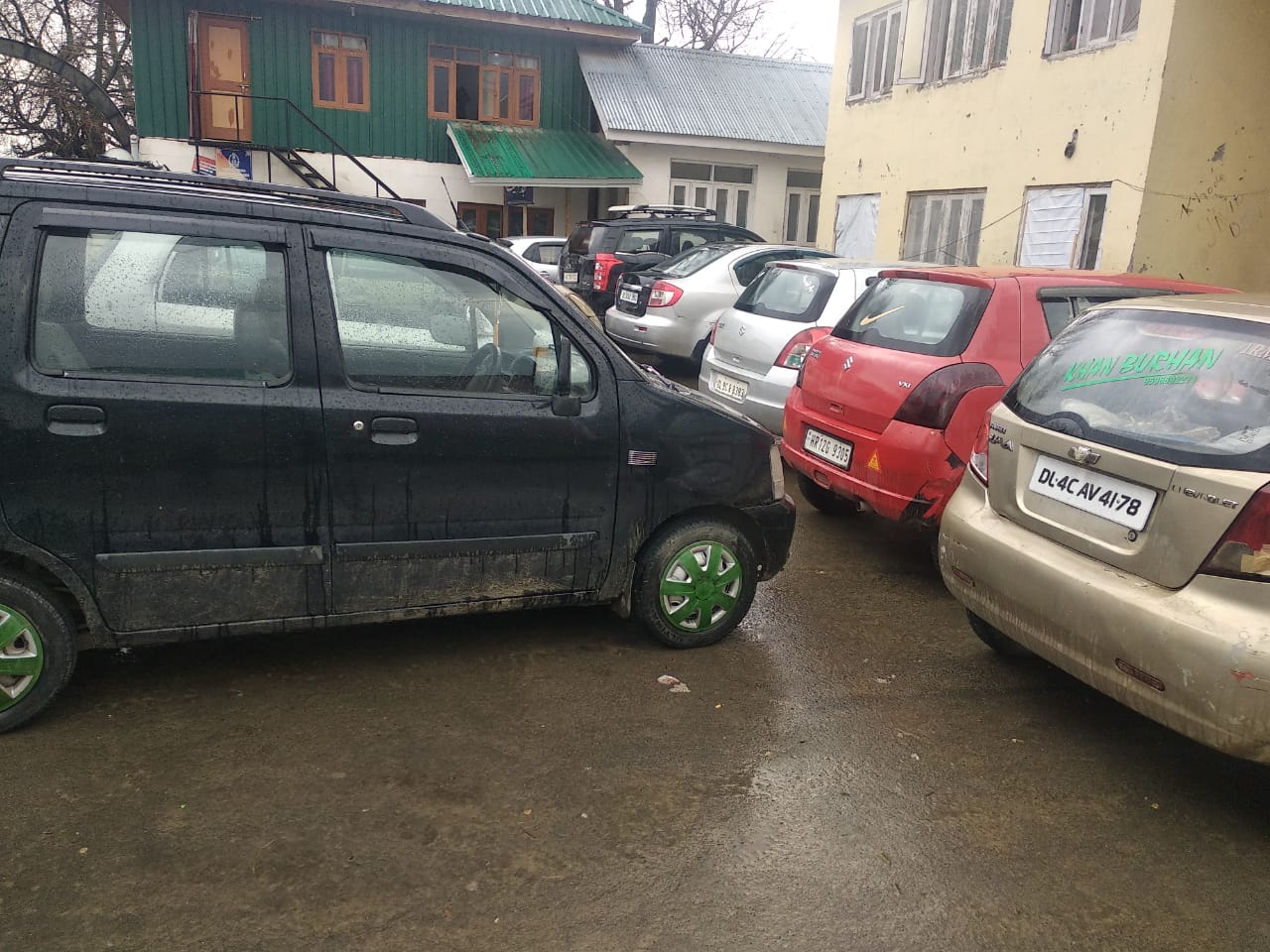 Bandipora Police seized 45 Vehicles plying without proper registration documents and Challaned 78