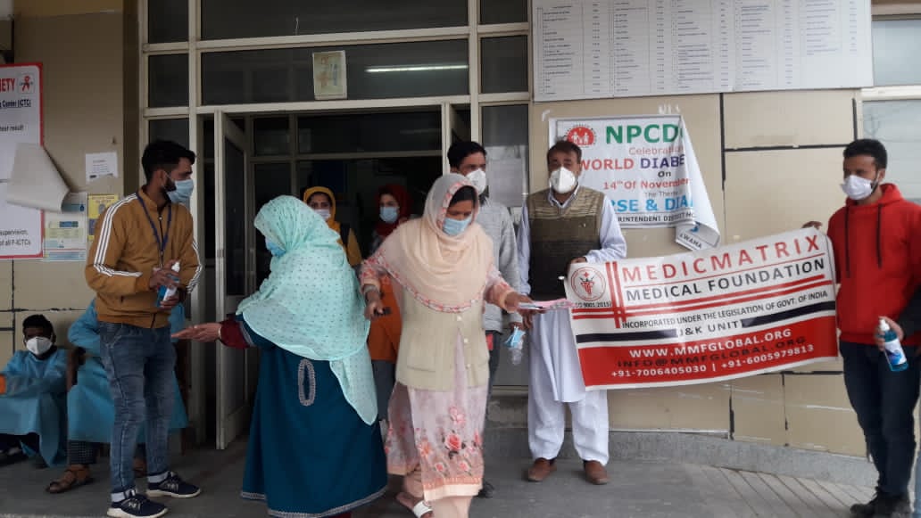 Medicmatrix medical Foundation (MMF)Join’s Mission SOS, distribute Masks, Sanitizers at Pulwama