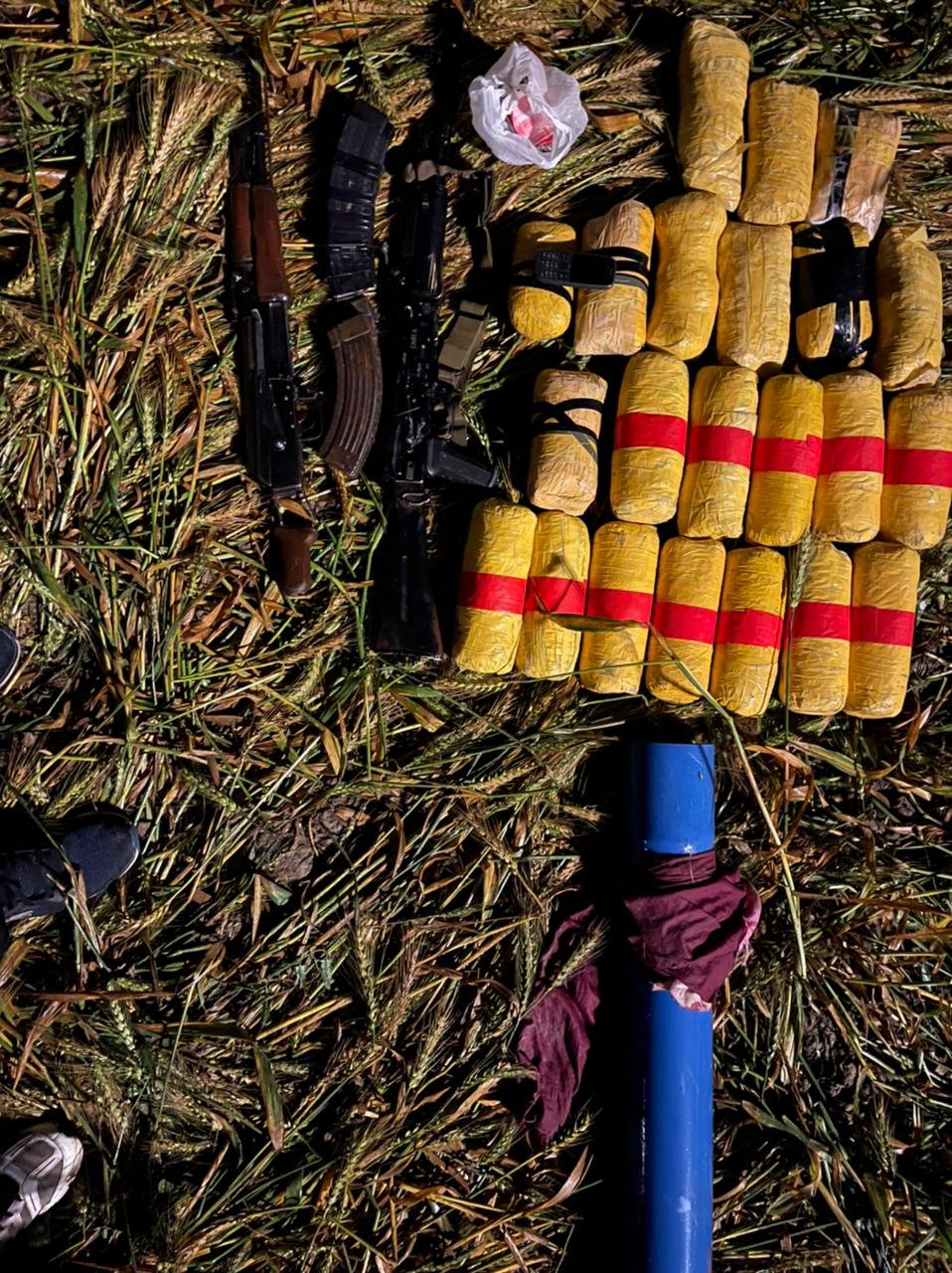 One Pakistani smuggler killed by security forces in Punjab, arms and drugs seized