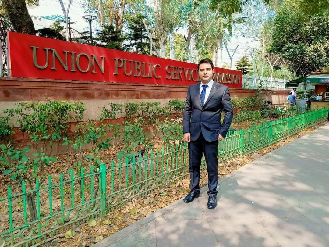 22-year-old Qazigund boy qualifies IES exam, secures 26th rank all over India