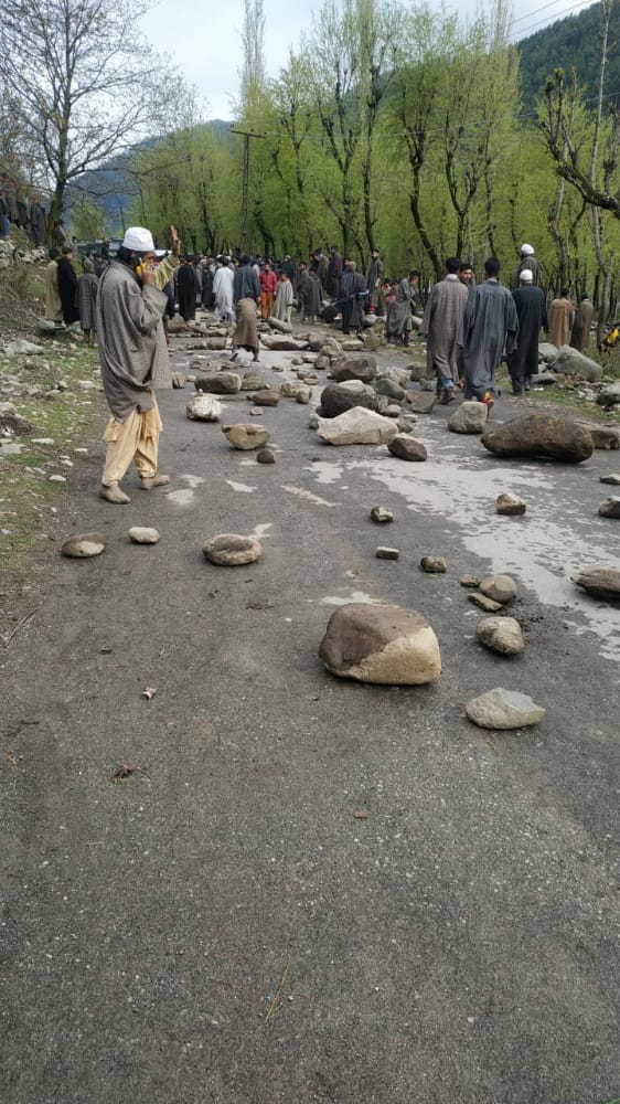 Protests Erupt in Kokernag After Body of Missing man Found, One House Torched