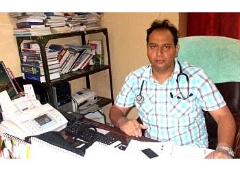 No ‘definitive’ treatment for COVID-19: Dr Naveed Nazir