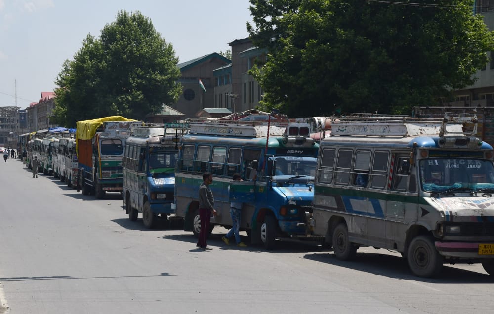 COVID-19: Amid Corona curfew, Sgr witnesses’ traffic snarls at vital junctions