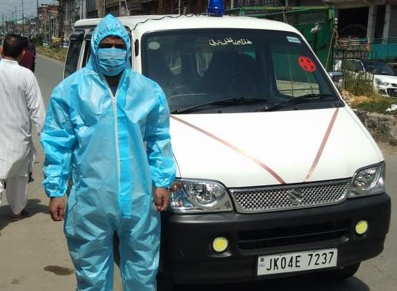 Amid pandemic, Shah provides free drive to ferry COVID-19, pregnant women to hospital