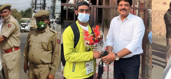 Srinagar youth completes 950 KMs Srinagar-Delhi marathon run in 7 days