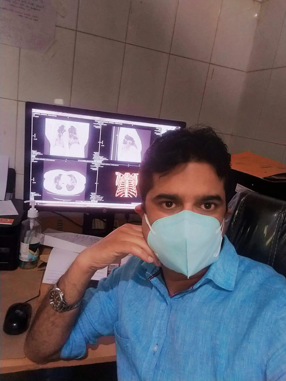 Dr Owais H Dar, Consultant Radiologist GMC Anantnag Receives Appreciation from LG Manoj Sinha