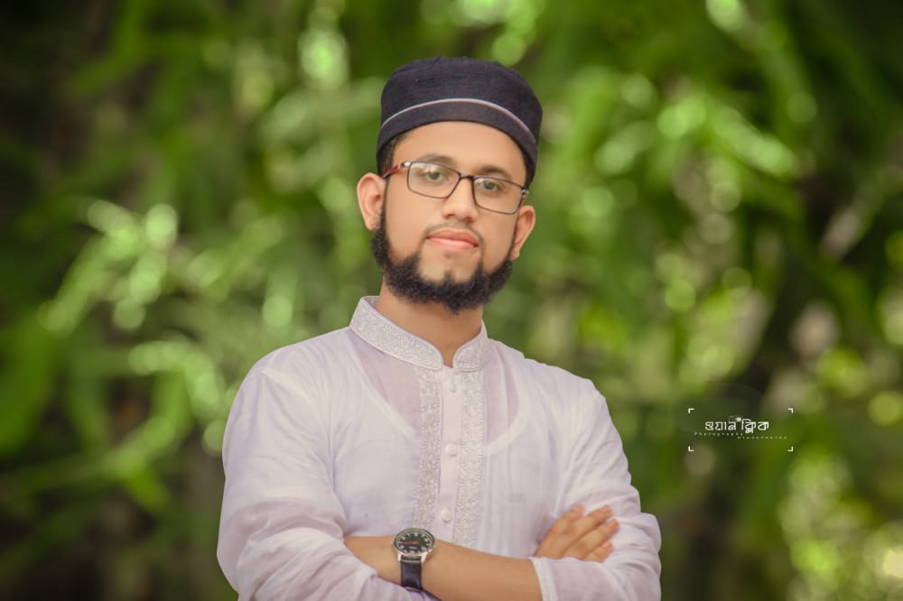 Meet Masrur Alam:- an Islamic artist from West Bengal