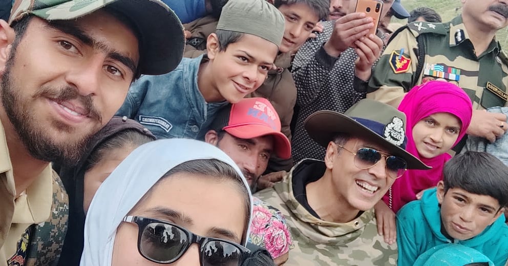 Akshay Kumar donate 1 crore for construction of school building at Bandipora’s Neeru village