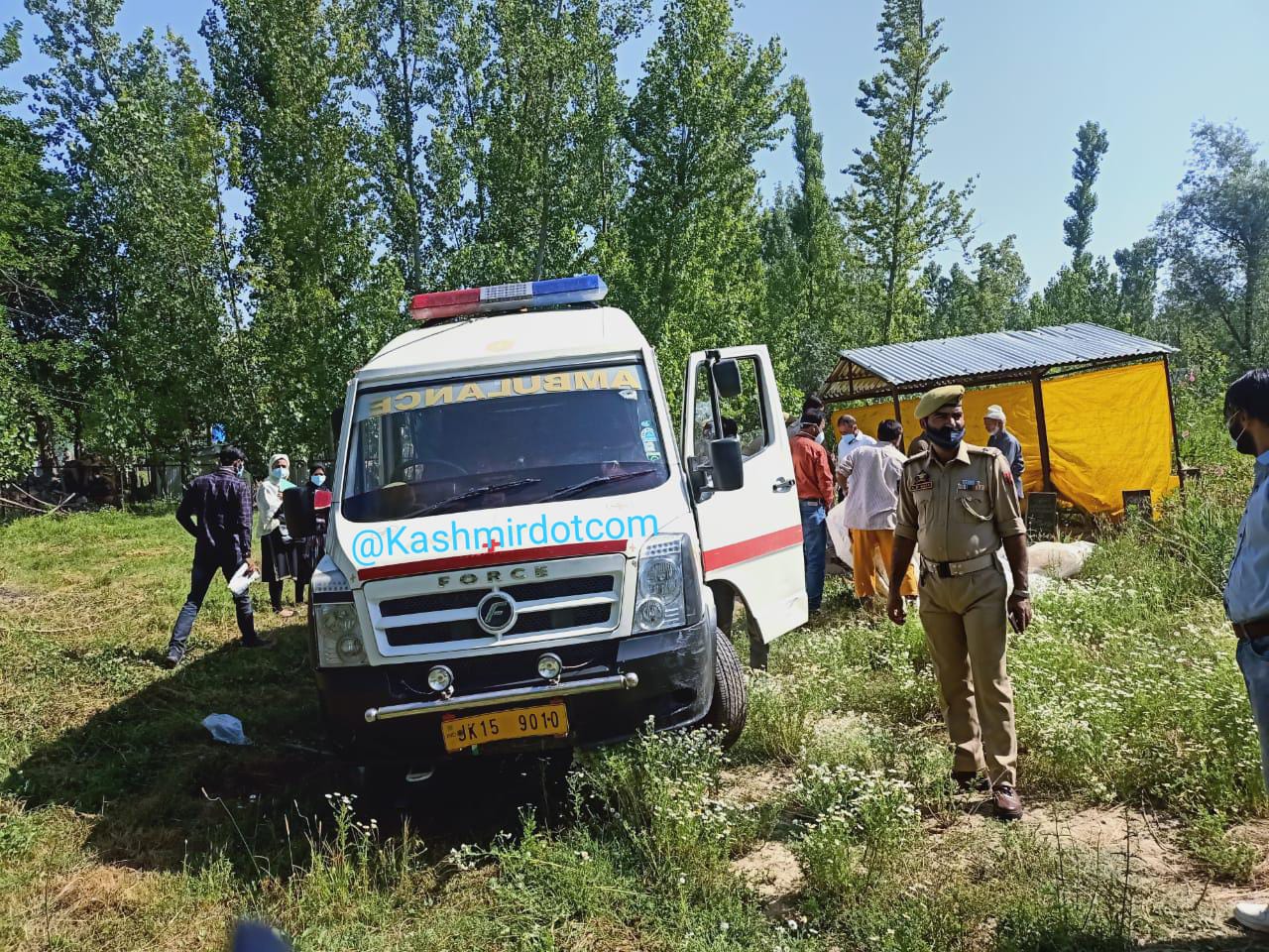 Body of Woman Exhumed for Autopsy 12 Days after Burial in Bandipora Village