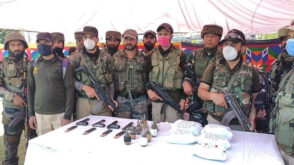 Updated: Heroin worth 45 Crore seized from drug mafia, 10 persons including 4 non-locals arrested