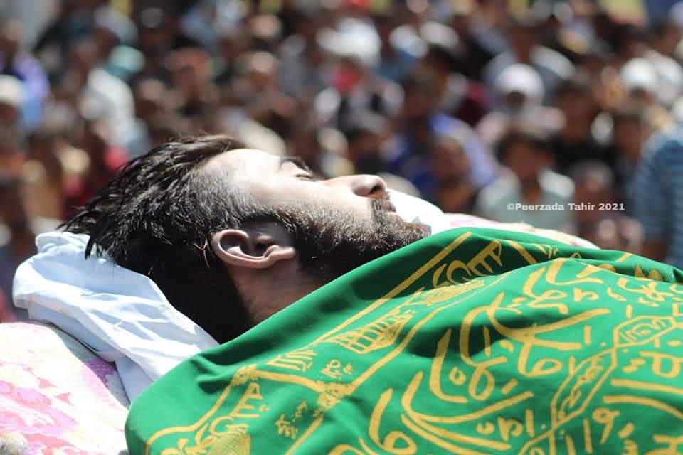 Sopore youth found dead at hostel in Chandigarh, family alleges murder