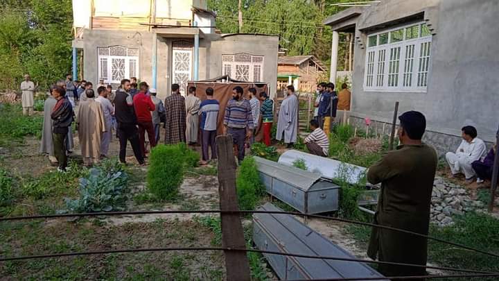 Awantipora Attack: After wife, daughter of cop succumbs, toll reaches three