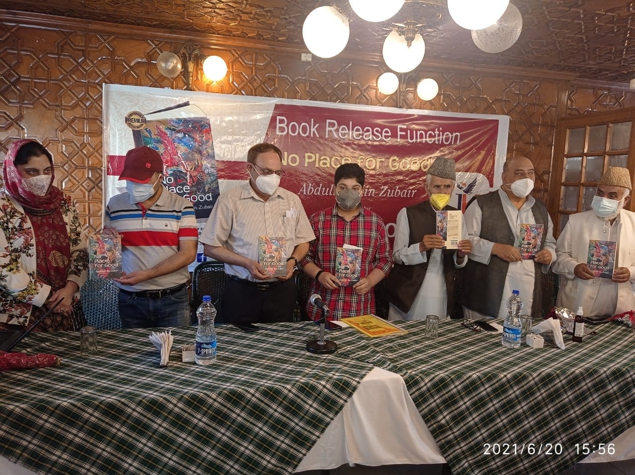 Meet Abdullah—the youngest English poet of Kashmir who pens down his first book ‘No Place For Good’