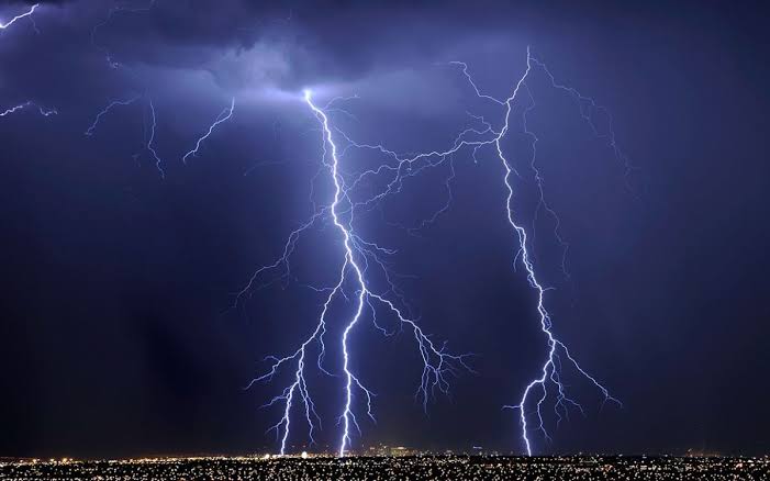 Soldier killed, 2 others injured in lightning strike in Poonch