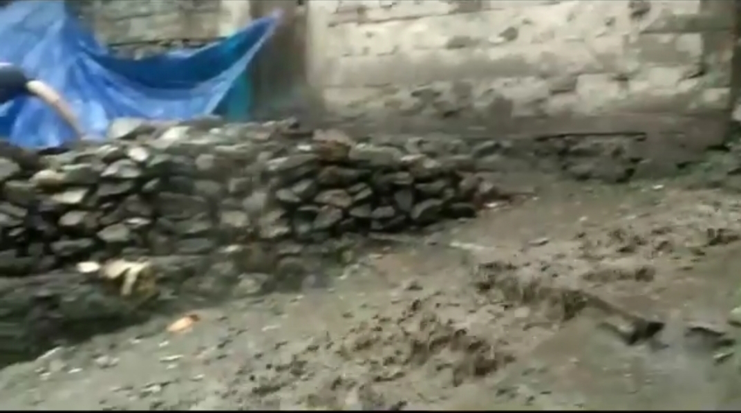 4 dead, several missing after cloudburst triggers flash floods in Kishtwar village