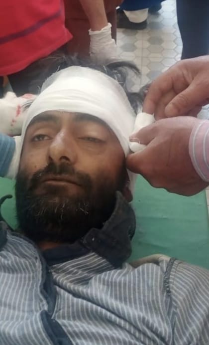Carpenter falls off rooftop in Bijbehara, dies