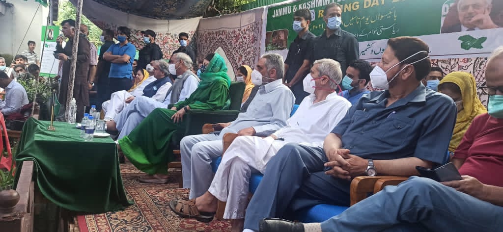 On Party’s foundation day, Mehbooba Dares Delhi: ‘Whatever was snatched in Aug 2019, will have to be returned with interests’